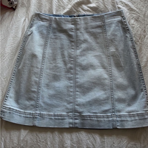 Denim light wash mini skirt - Picture 1 of 1